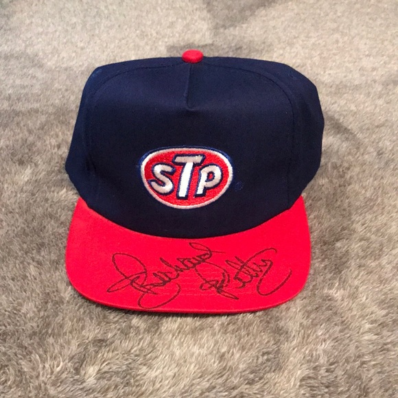 Richard Petty Autograph Hat - Picture 1 of 3